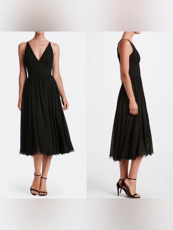 Dress the Population Dresses & Skirts - Dress the Population Alicia Dress Lace Black Plunge Cocktail Party Midi Medium